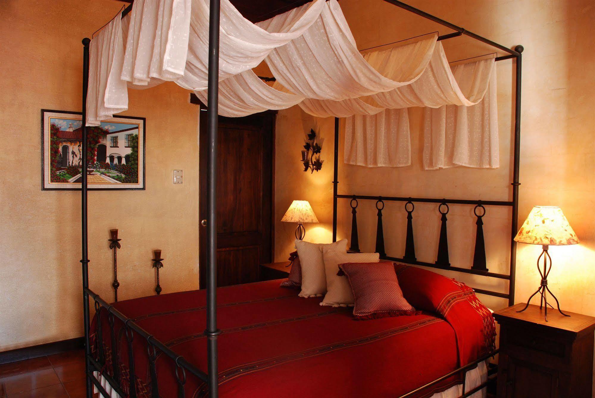 Hotel Casa Madeleine B&B & Spa Antigua Exterior photo